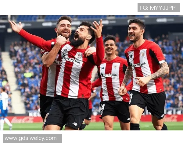 奥斯与坎布尔激战正酣比分悬念迭起引人关注